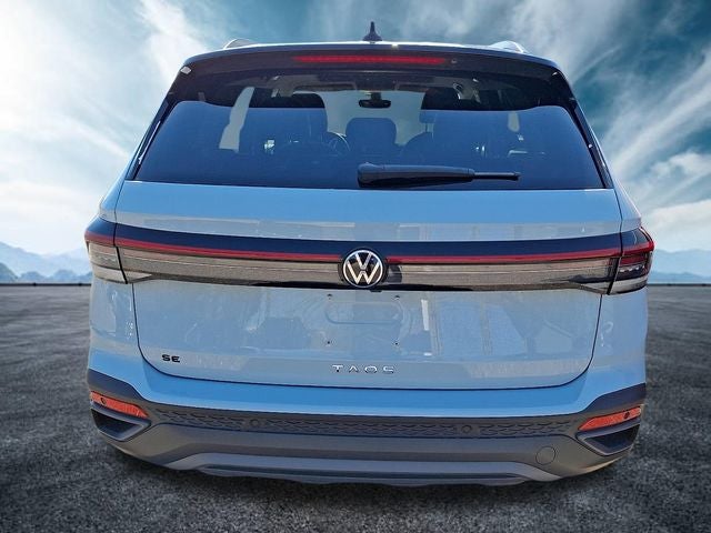 2026 Volkswagen Taos 1.5T SE Black