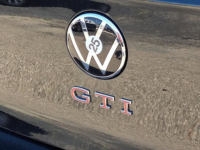 2025 Volkswagen Golf GTI 2.0T SE