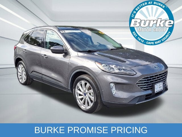 2022 Ford Escape Hybrid Titanium