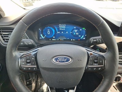 2022 Ford Escape Hybrid Titanium