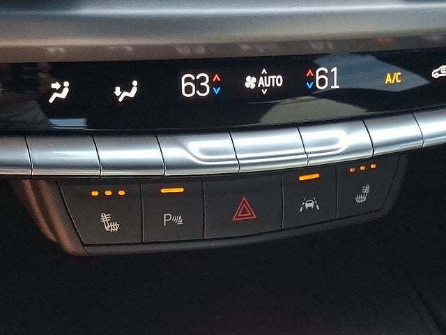 2024 Cadillac XT4 Luxury