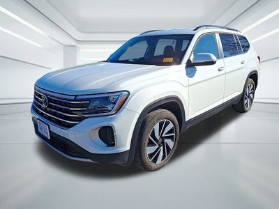 2025 Volkswagen Atlas 2.0T SE w/Technology