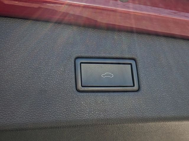 2018 Volkswagen Tiguan 2.0T SEL 4Motion