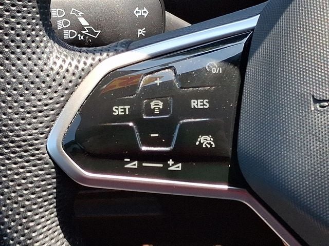 2022 Volkswagen Tiguan 2.0T SEL R-Line