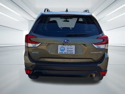 2023 Subaru Forester Premium
