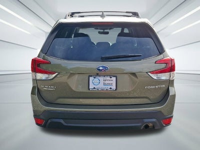 2023 Subaru Forester Premium