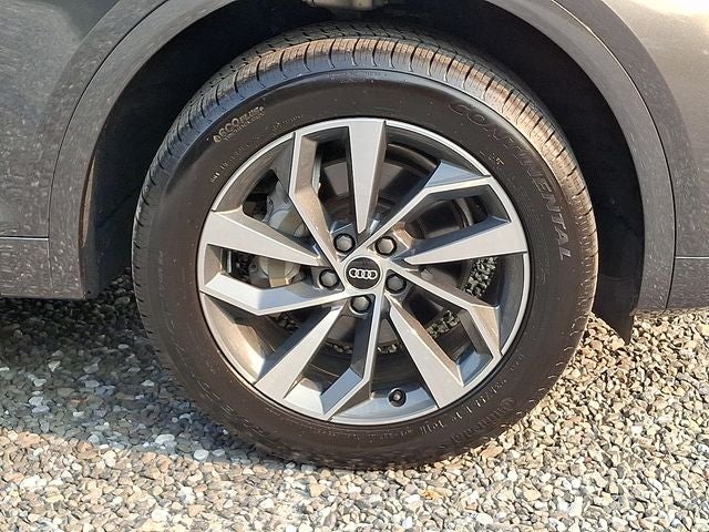 2023 Audi Q5 45 S line Premium quattro
